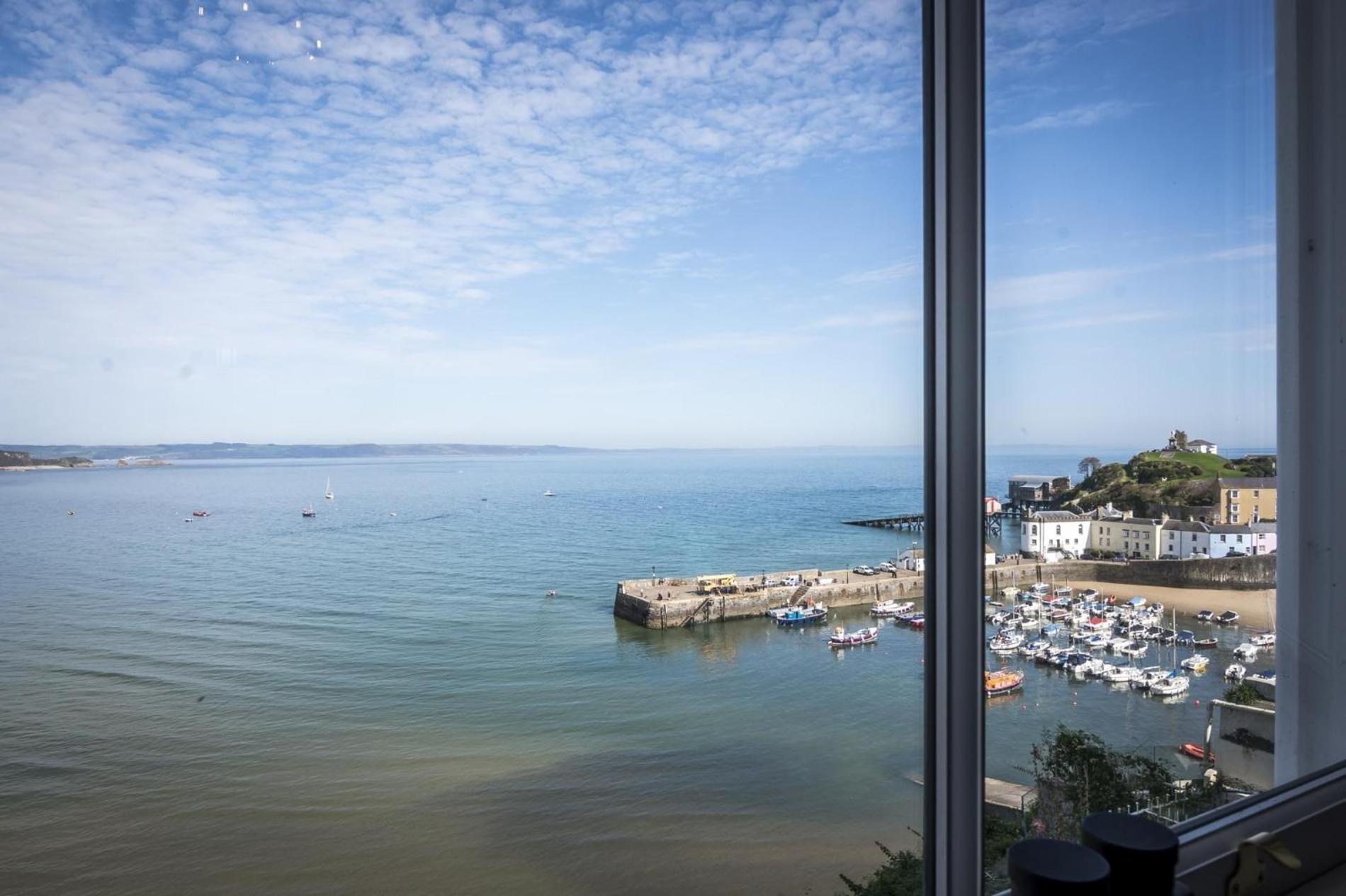 Pieces Of Eight - 2 Bedroom Apartment - Tenby - Buitenkant foto