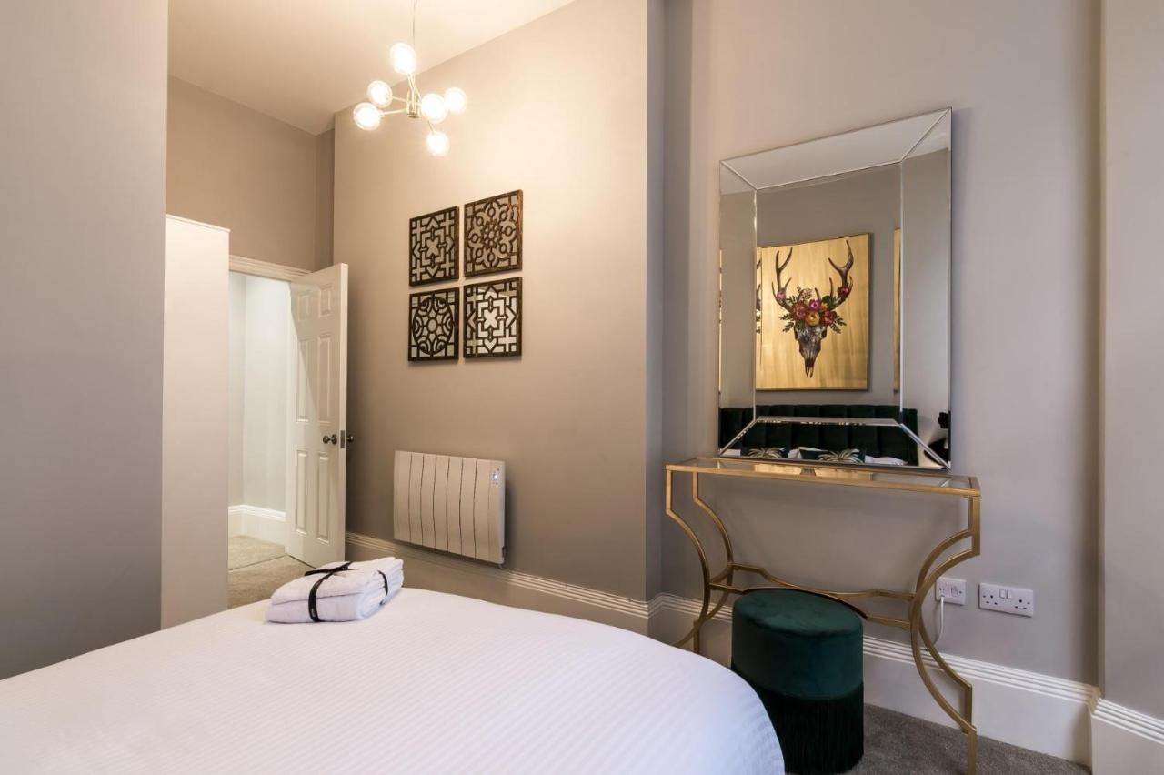 Pieces Of Eight - 2 Bedroom Apartment - Tenby - Buitenkant foto